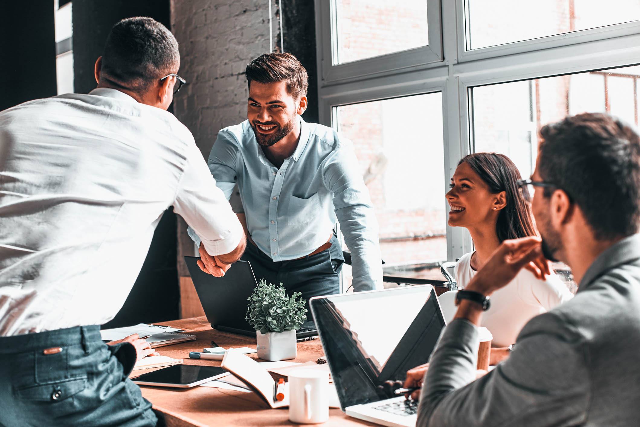 Services dautomatisation des tâches commerciales avec  FinanceIntelligente 